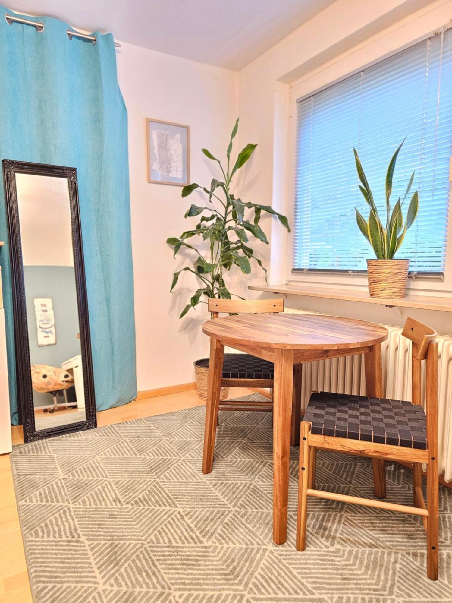 Doppelzimmer 2 I Geteiltes Bad & Kueche I Mit Dem Zug Nur 4 Min Bis Zum Hauptbahnhof Фрайбург Экстерьер фото